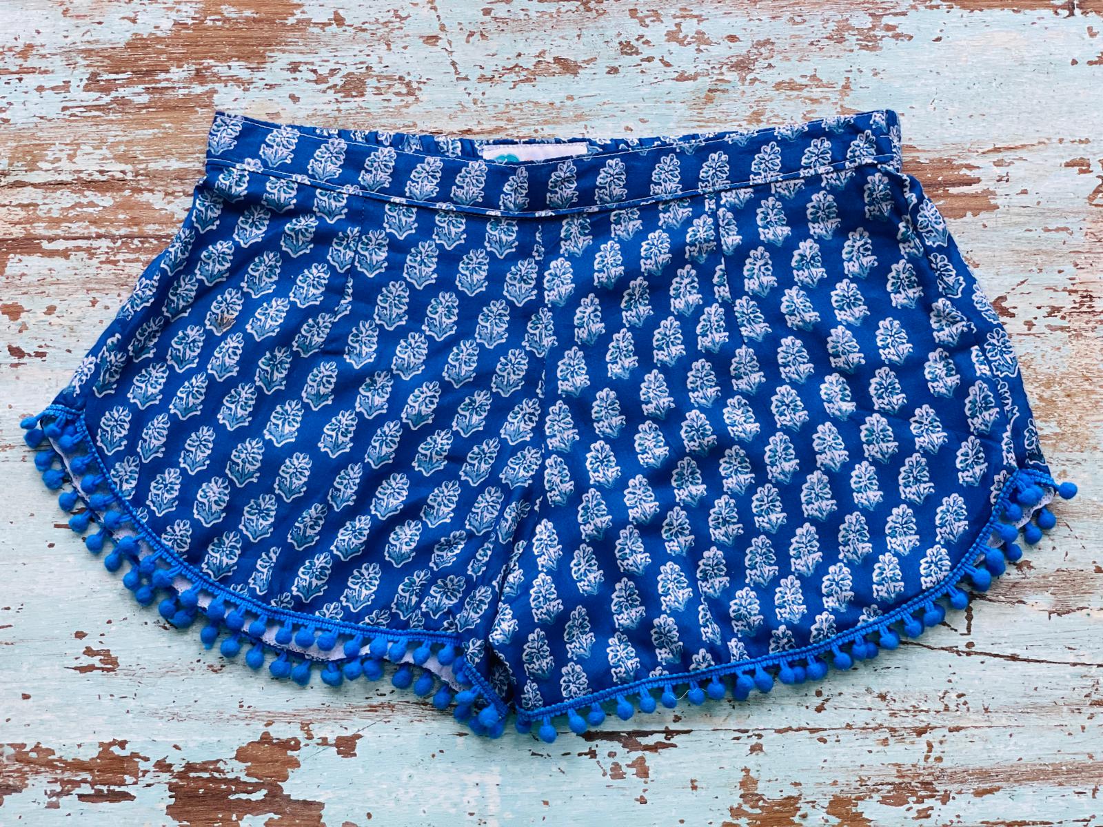 COASTIE SHORTS - Navy Blue Flower Blue Bobble