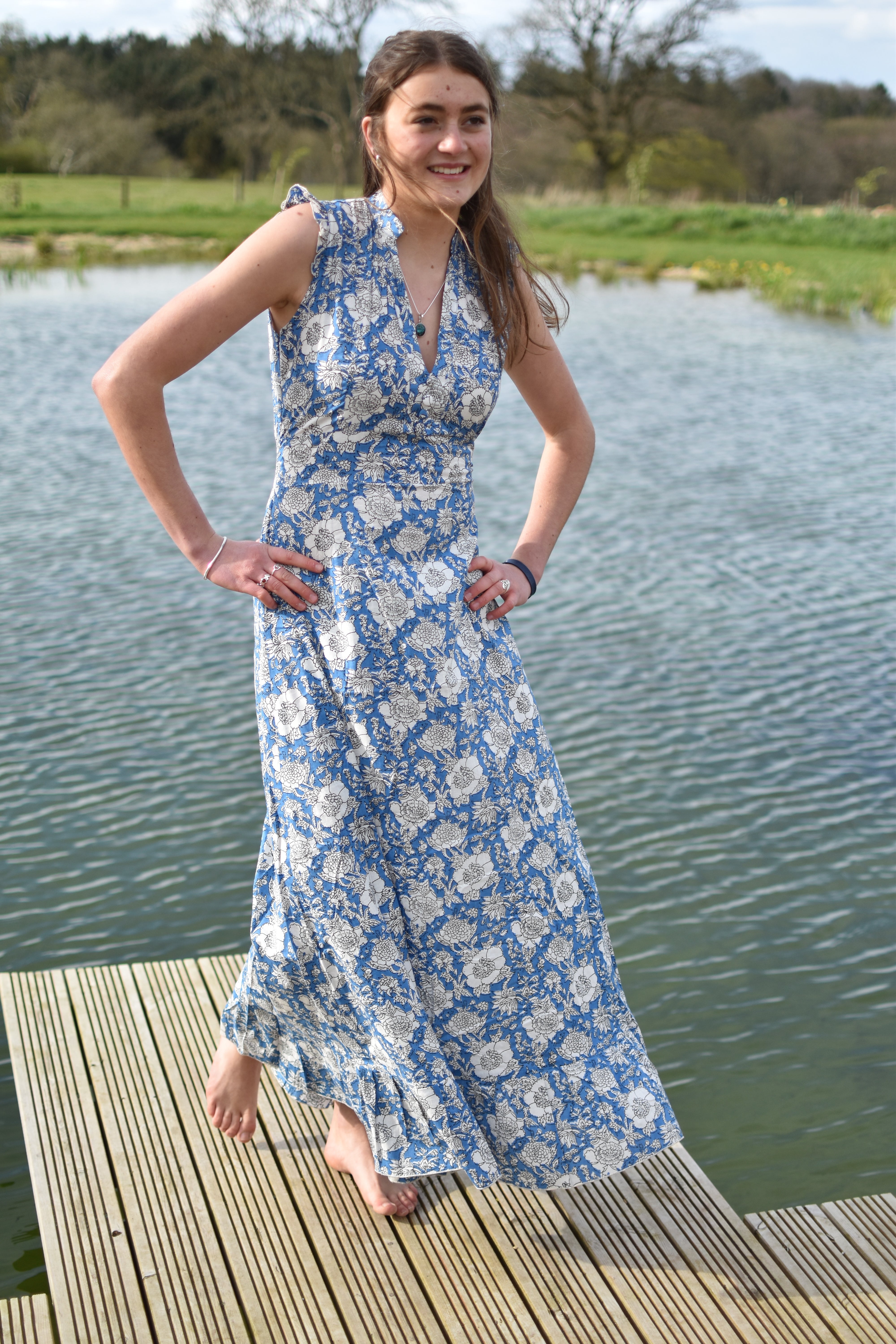 Sleeveless Maxi Dress - Blue and white