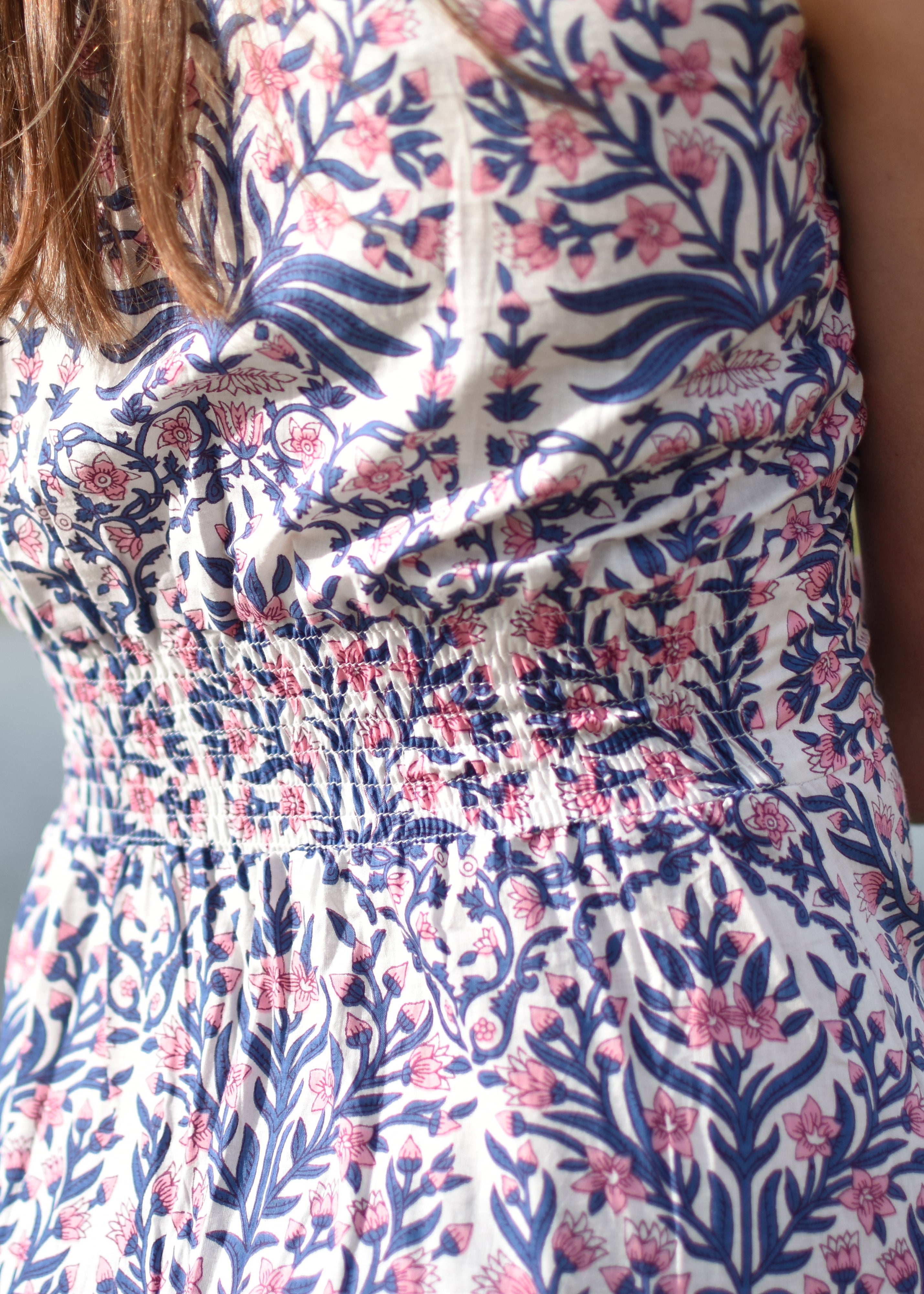 Sleeveless maxi dress - blue and pink