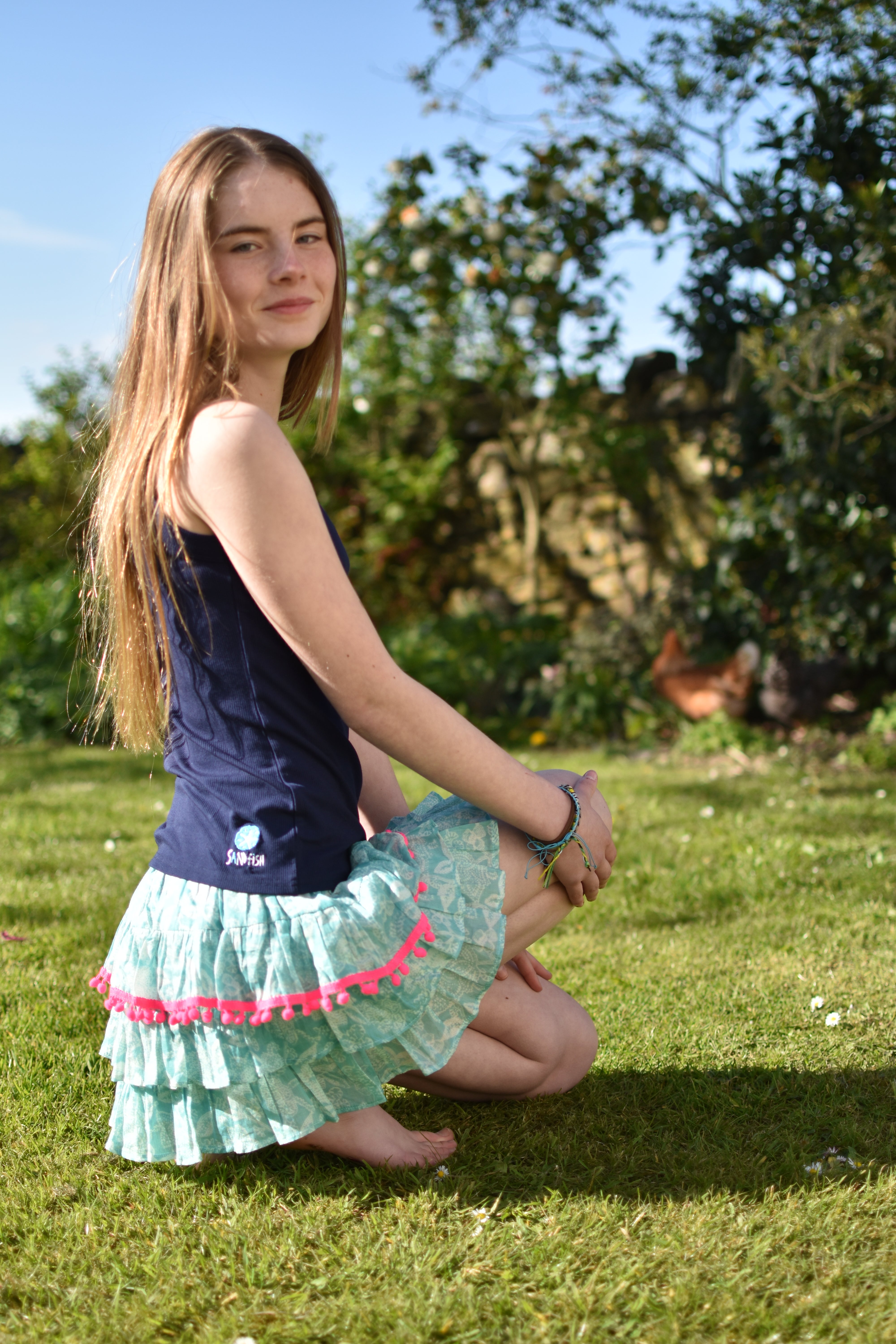 Rara Skort - turquoise with neon pink bobbles