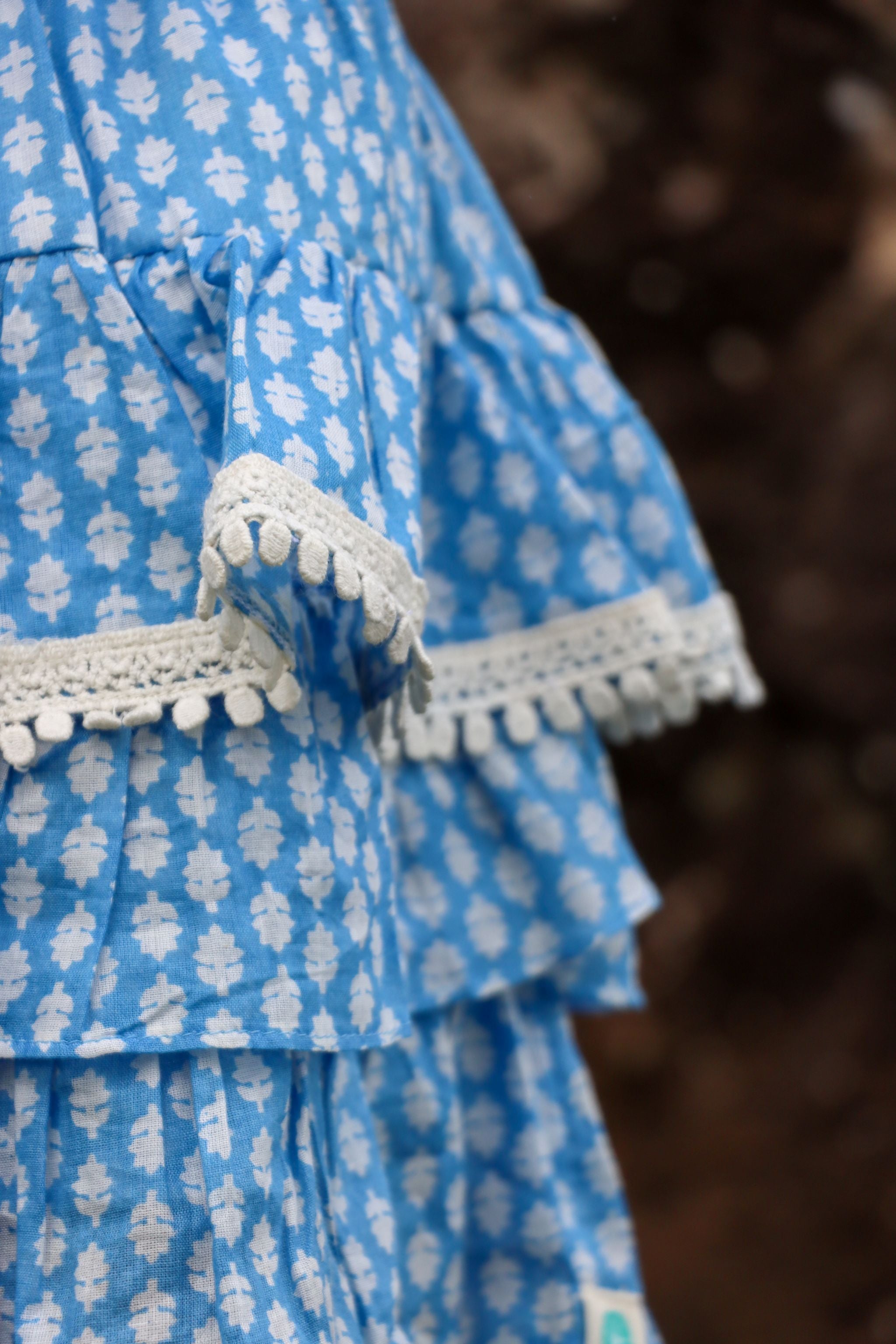 Rara Skort - blue with white lace