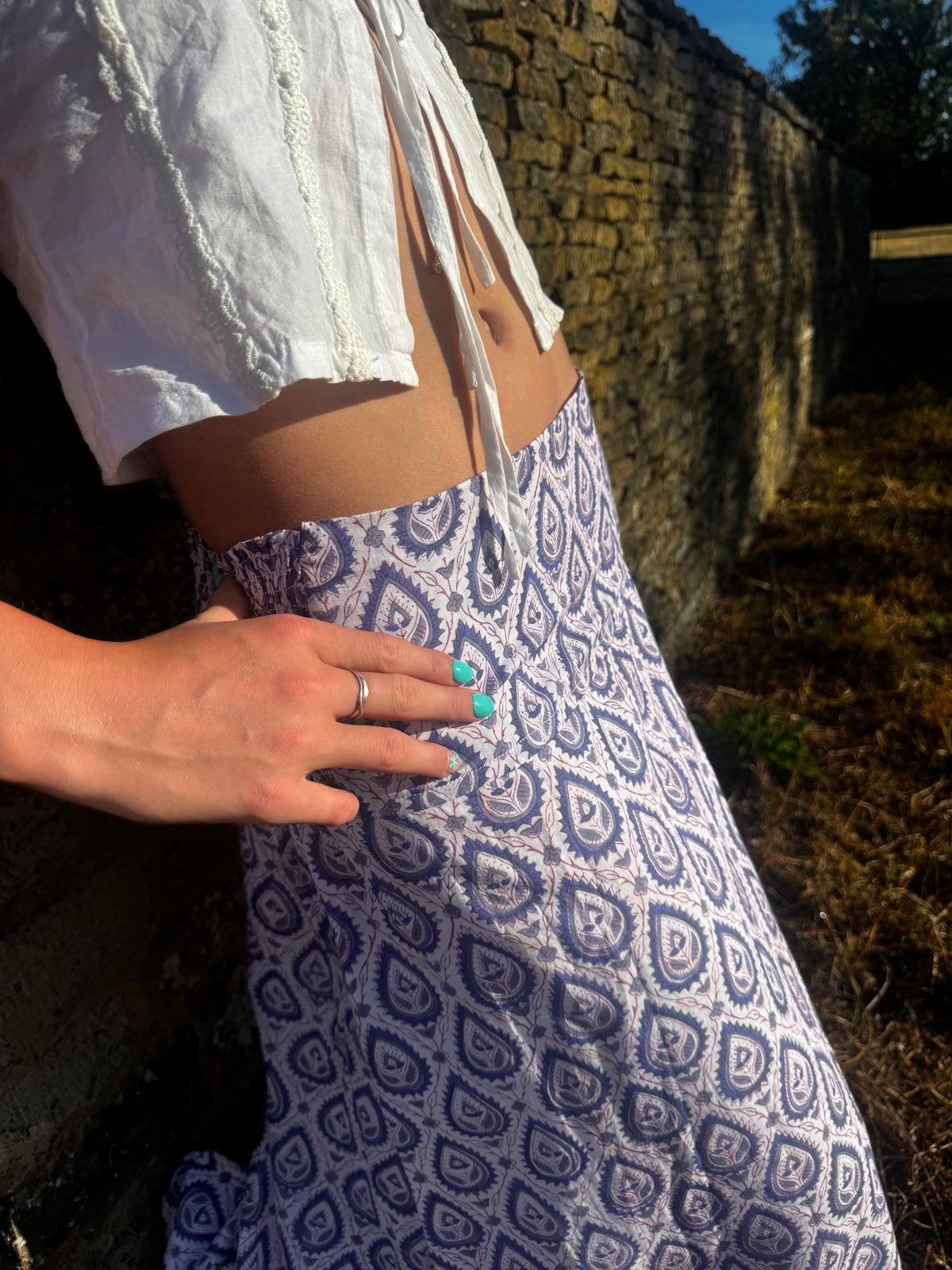 CHYULU ELASTIC MAXI SKIRT - blue leaf