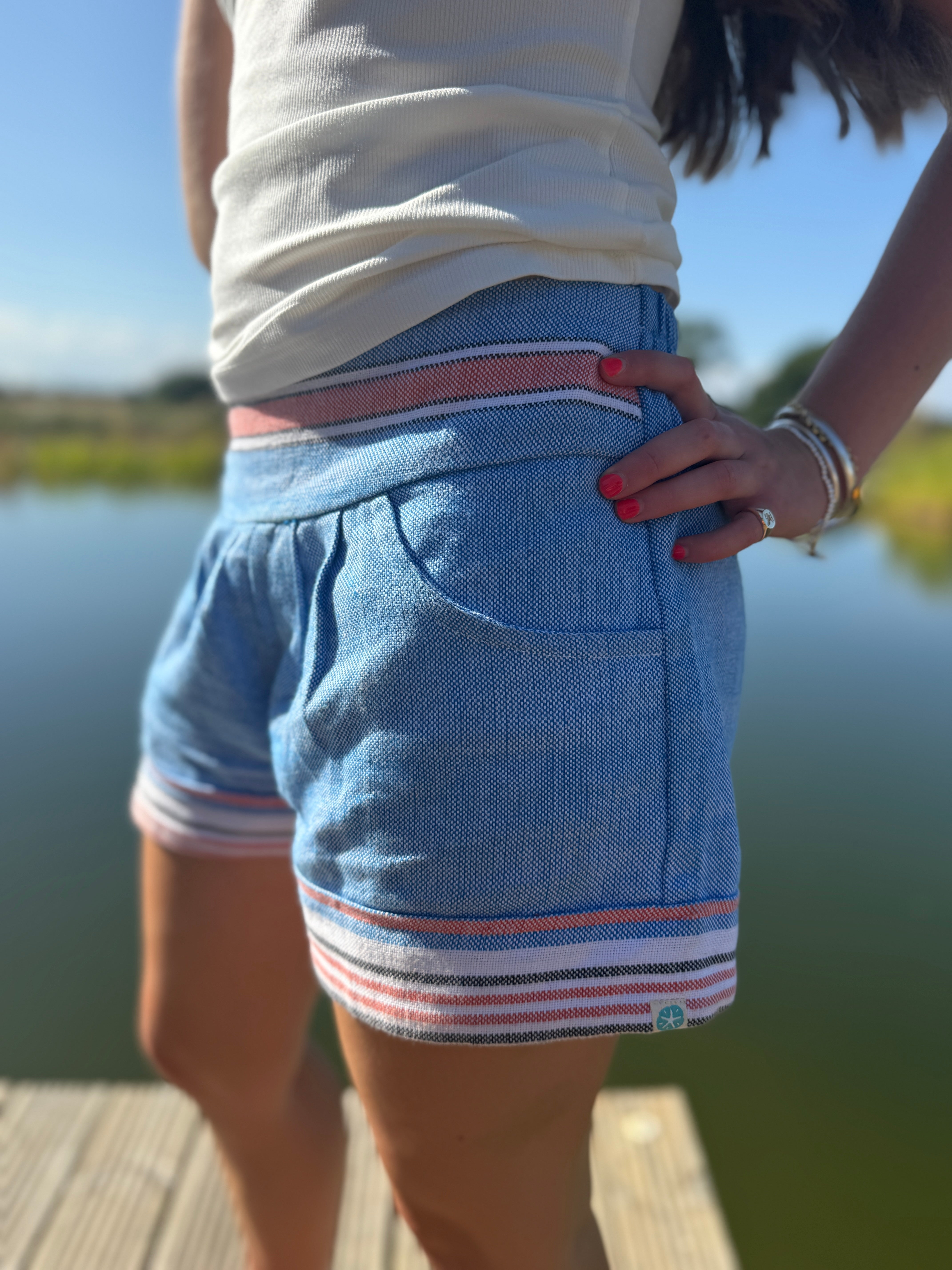NEW! - KIKOY FLAT FRONT SHORTS - marine blue with red stripe