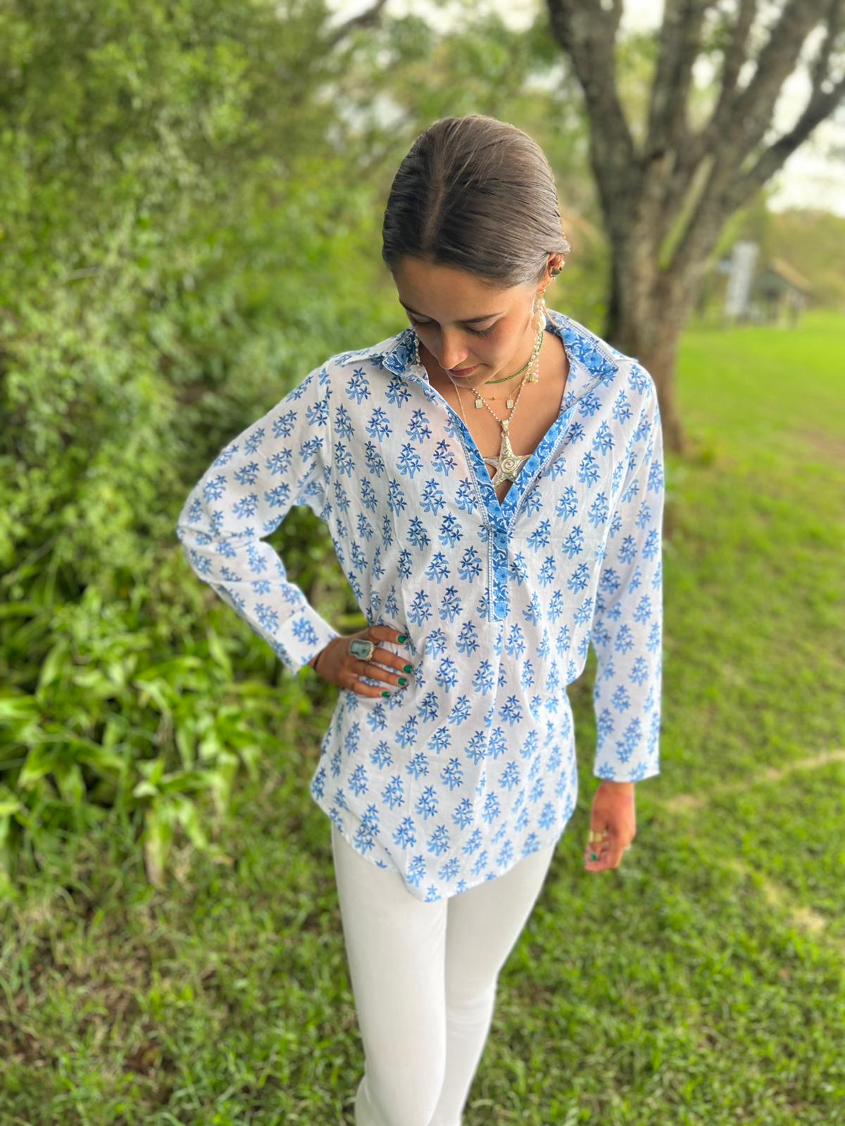 Lamu Shirt - White Blue Flower