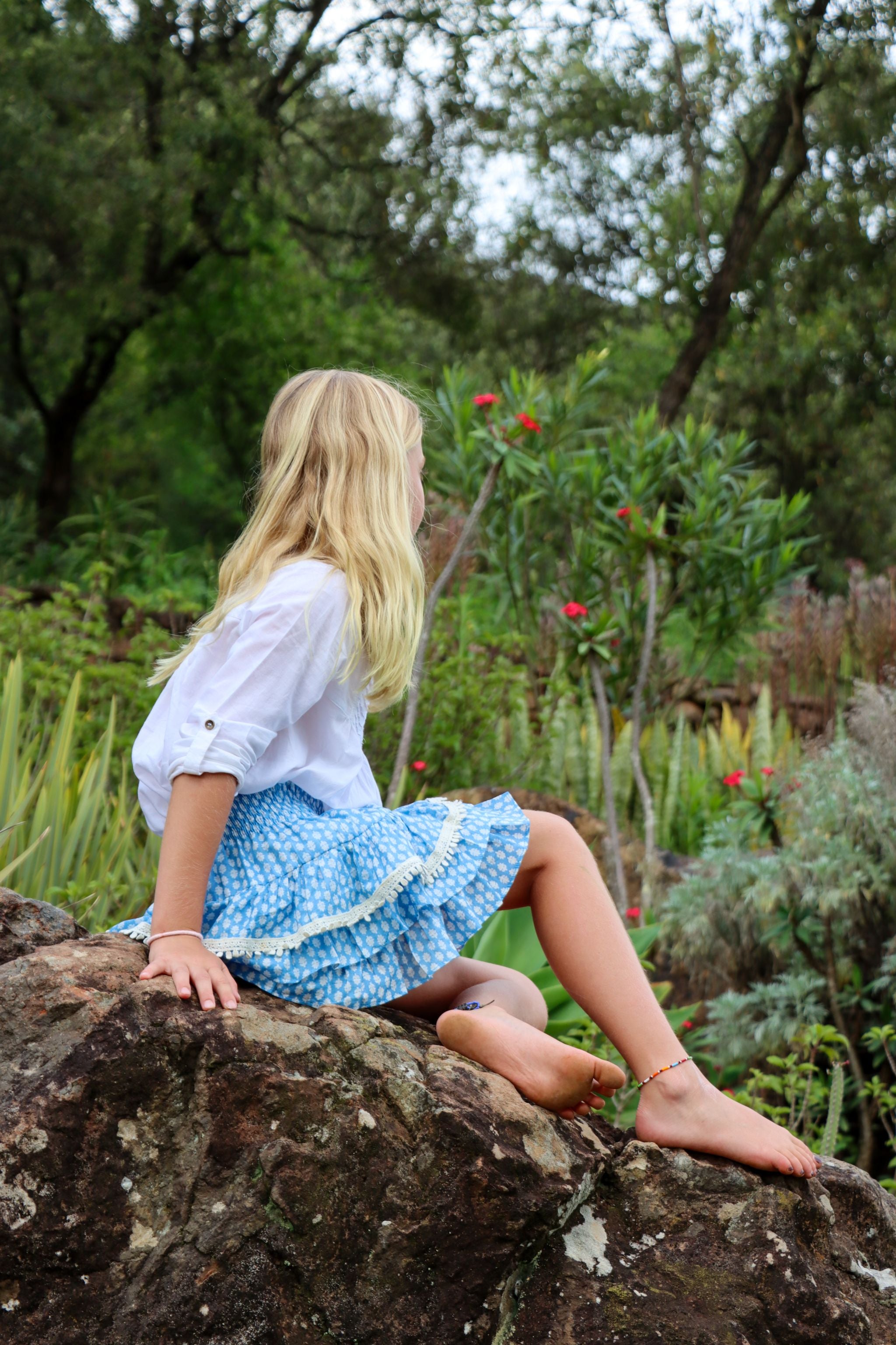 Rara Skort - blue with white lace