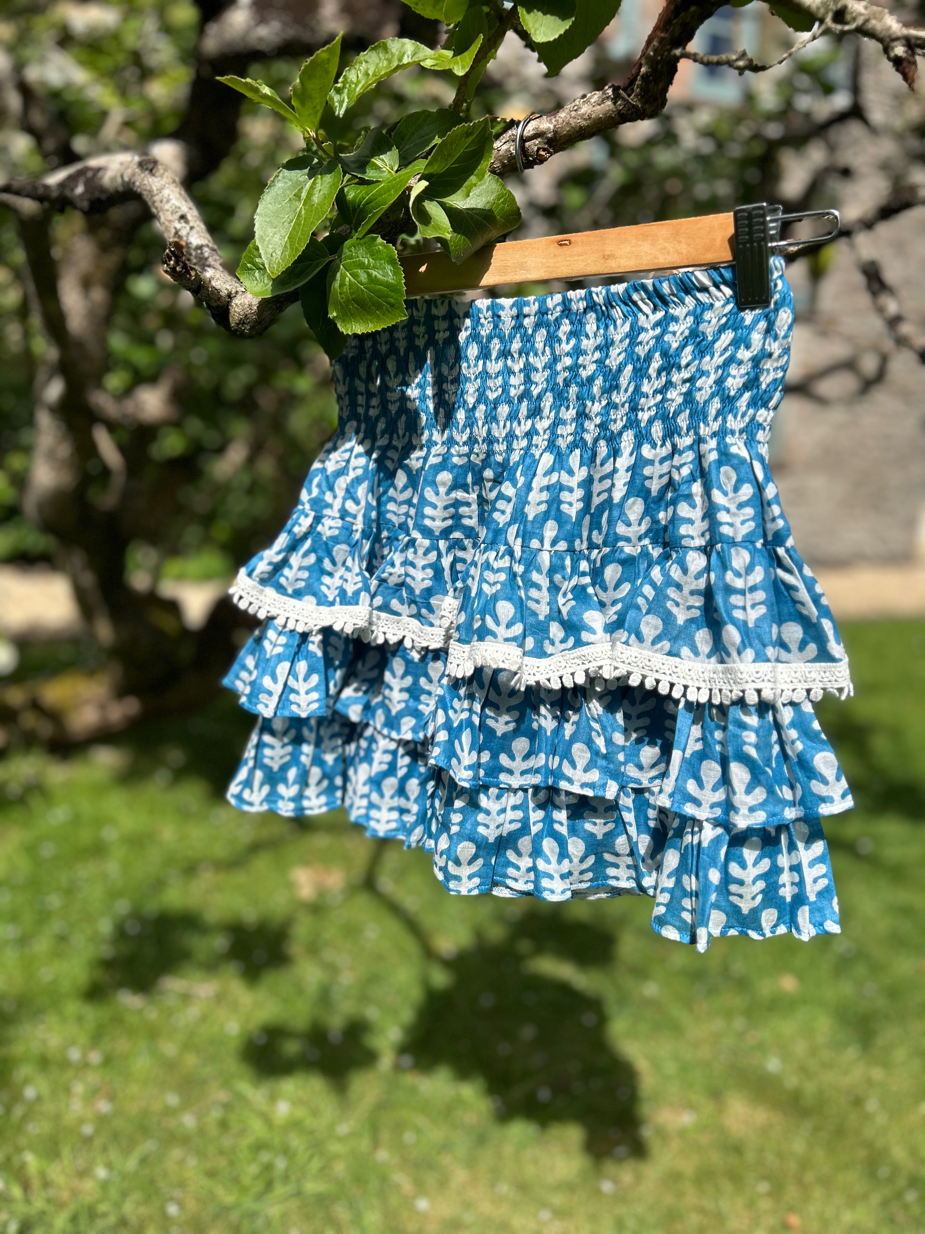 NEW! Rara Skort - Ionian blue with white lace