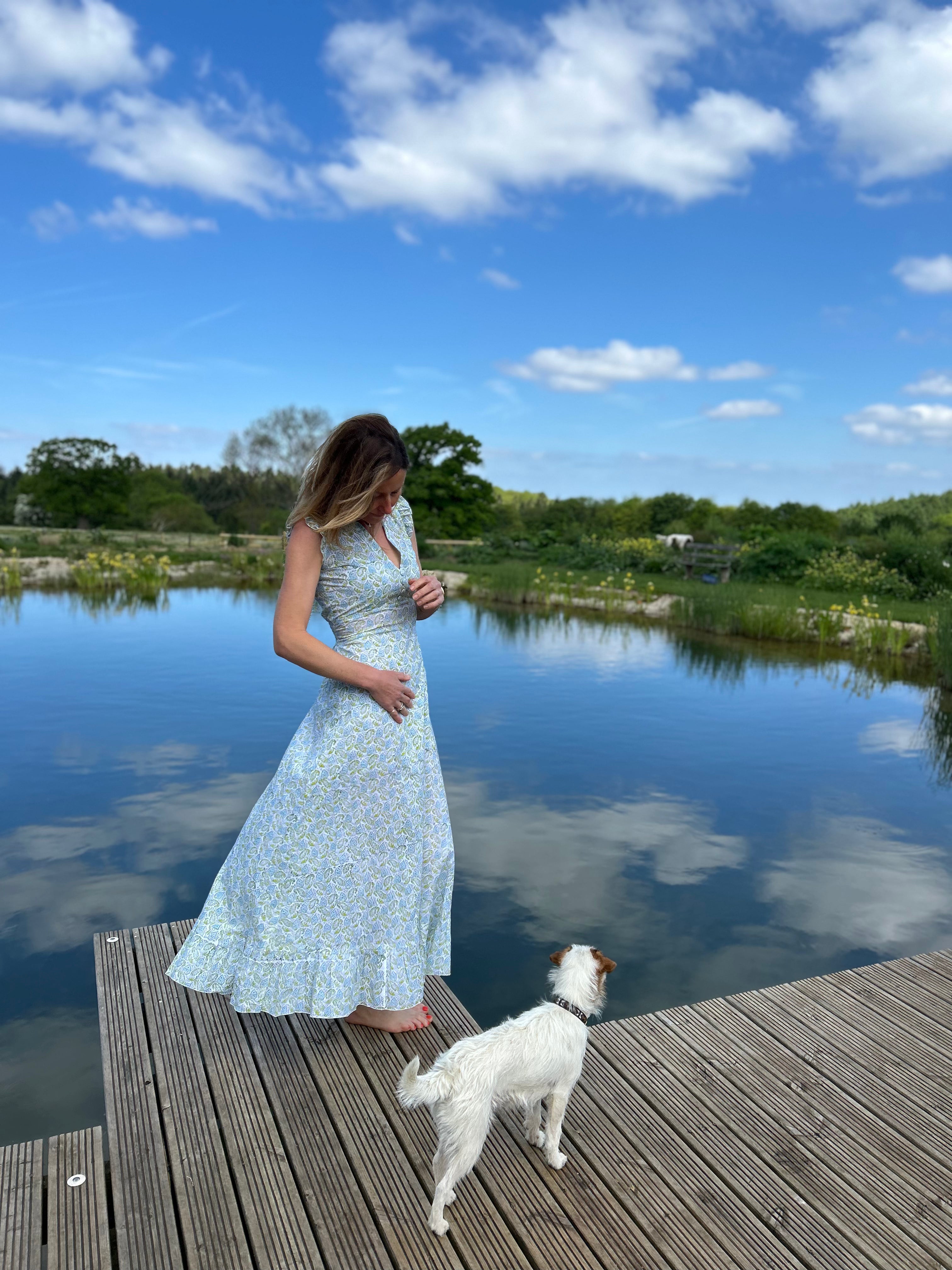 NEW! - Sleeveless maxi dress - green and blue vine