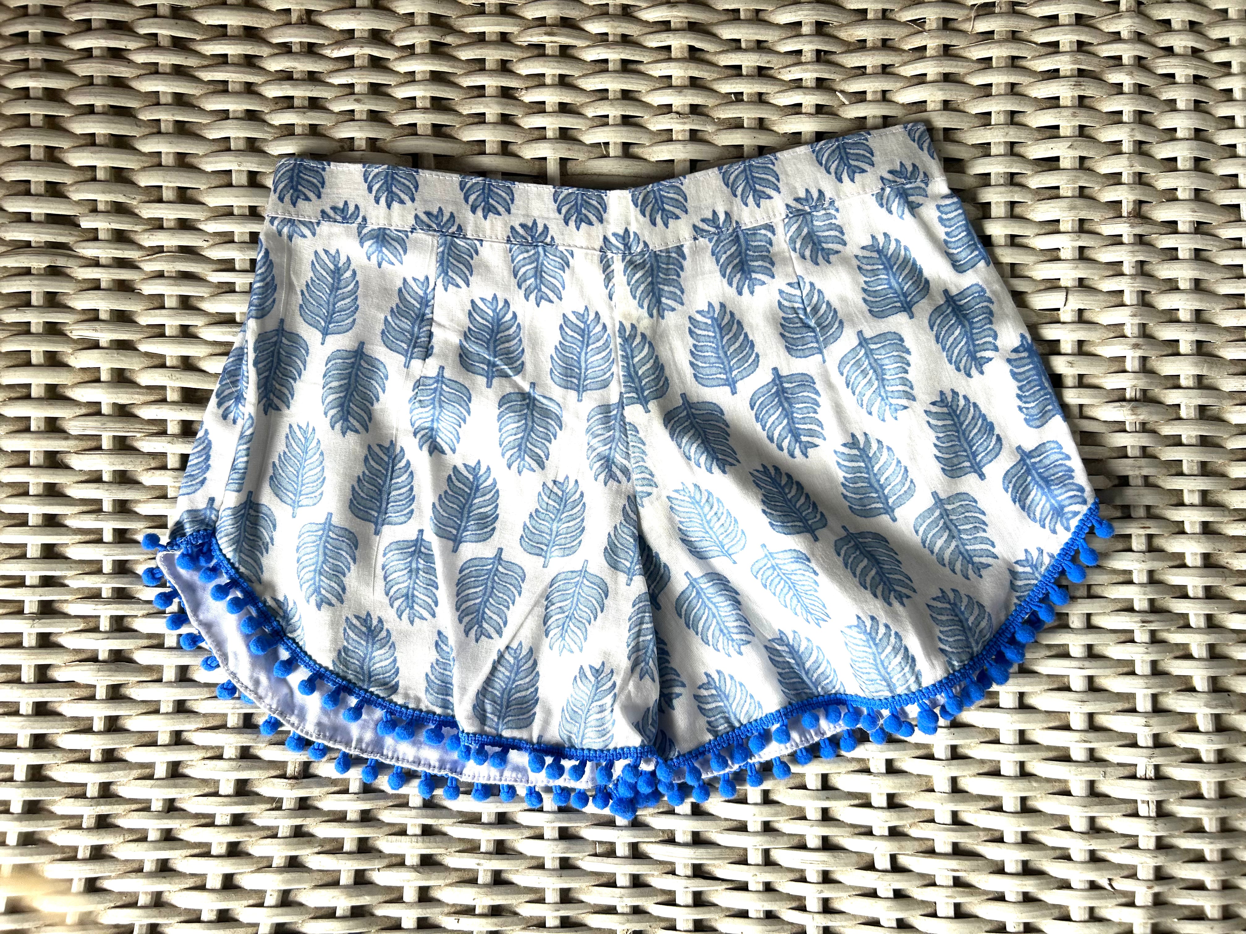 Coastie Shorts - white with blue feathers (8-9yrs)