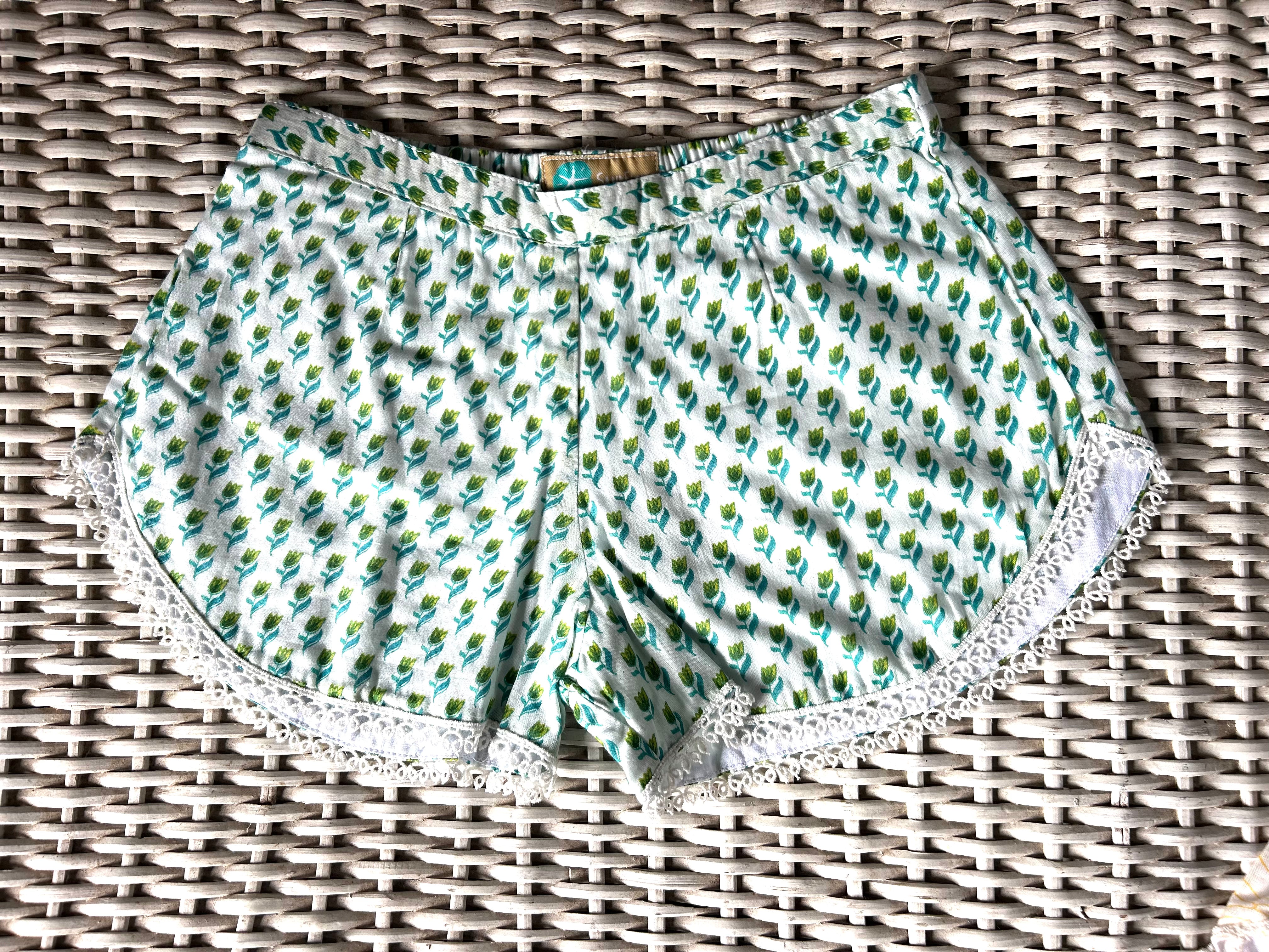 Coastie Shorts - mini green tulips (10-11yrs)