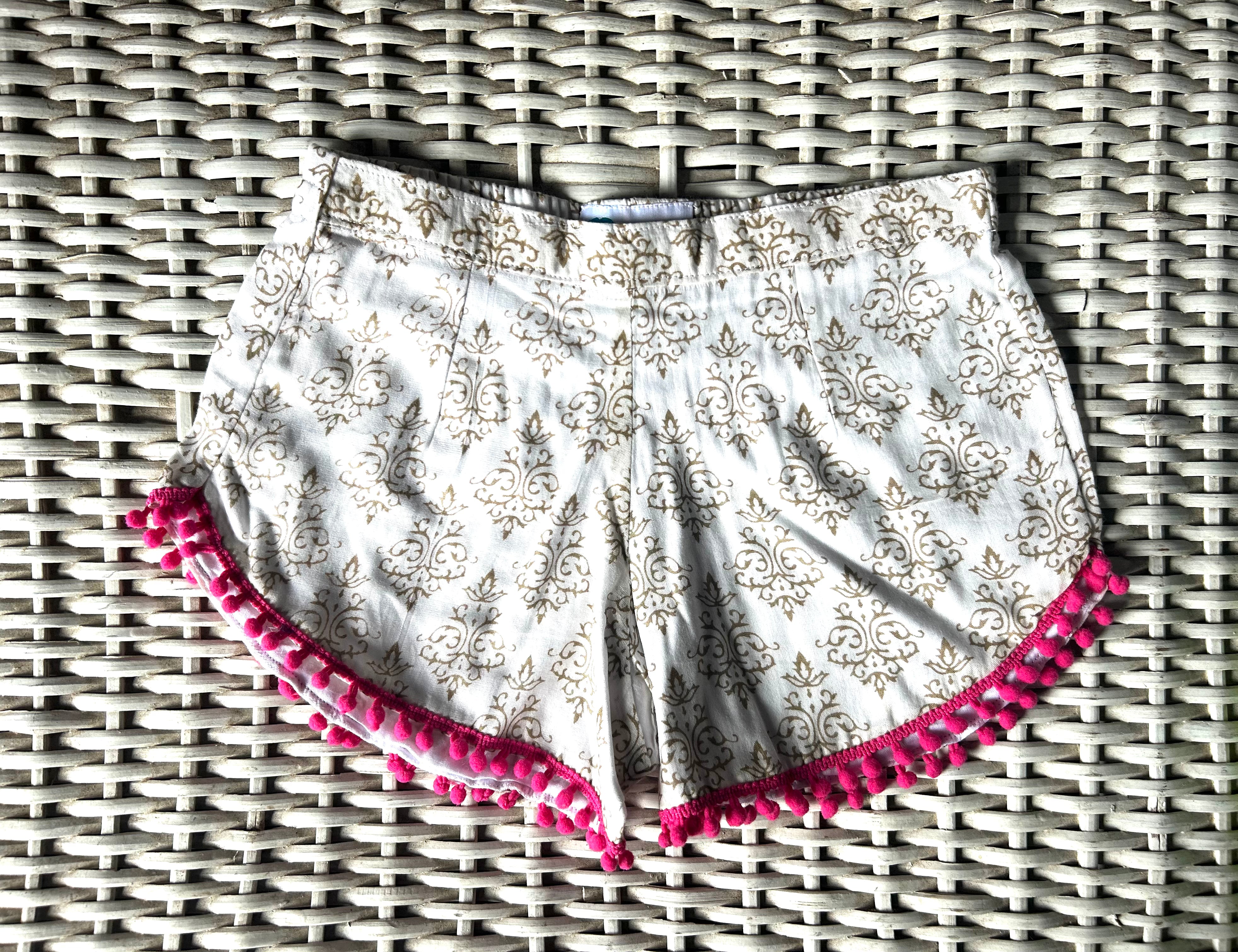 Coastie Shorts - fawn block print with pink pompoms (6-7yrs)