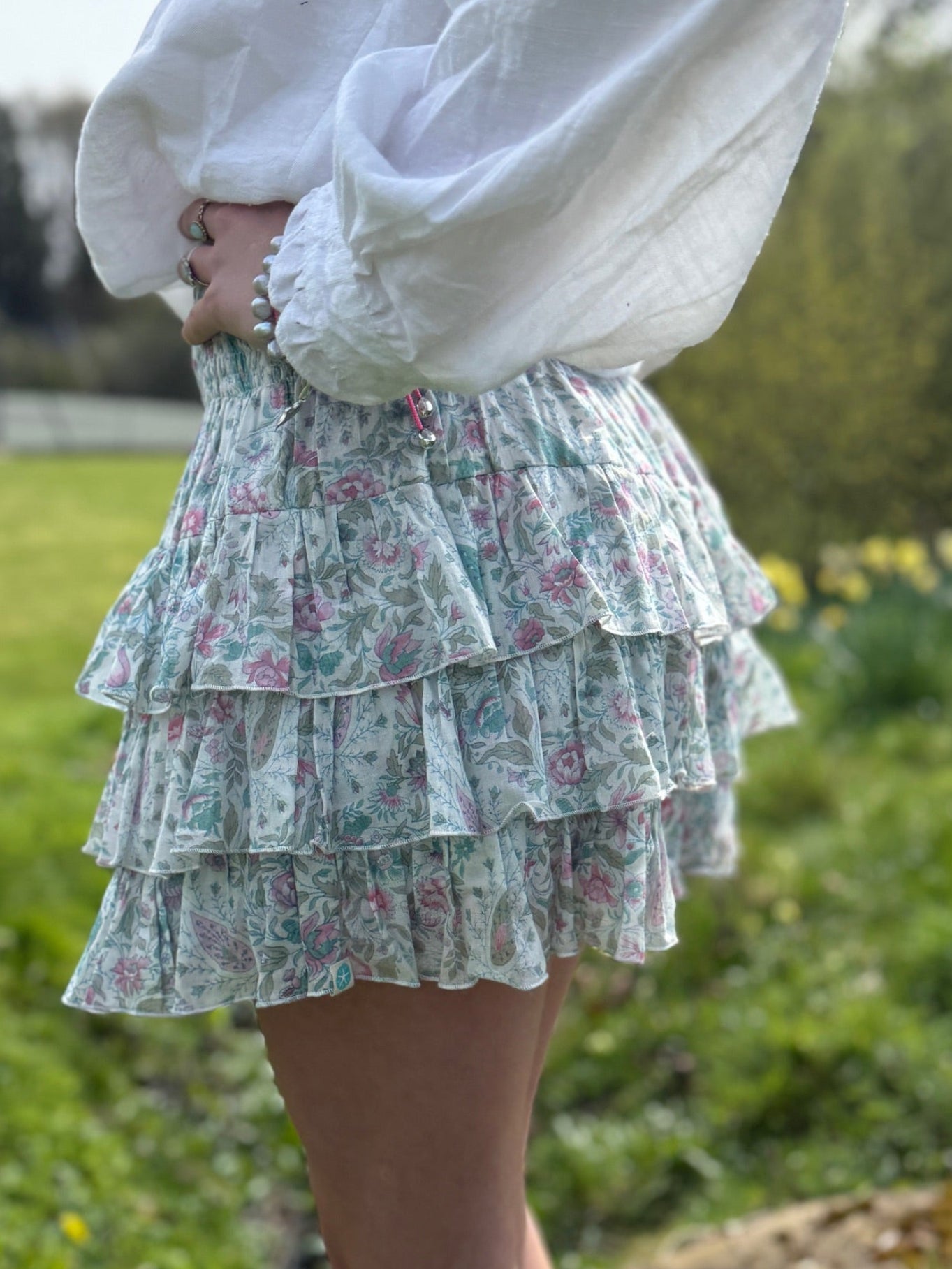 Rara Skort - summer hedgerow